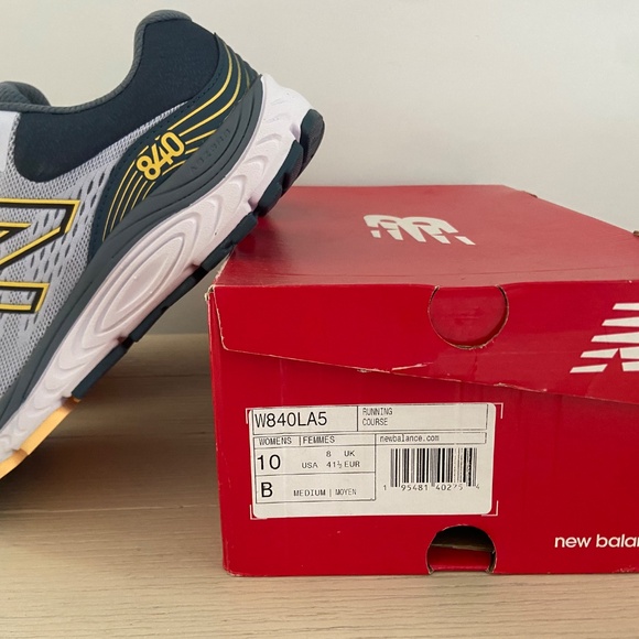 New Balance 840 - new in box - Picture 2 of 3